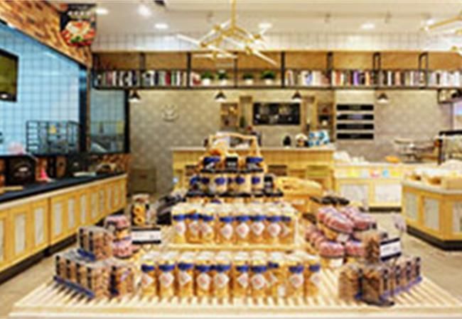 合肥蛋糕店裝修要巧用收銀臺陳列，招財又招福